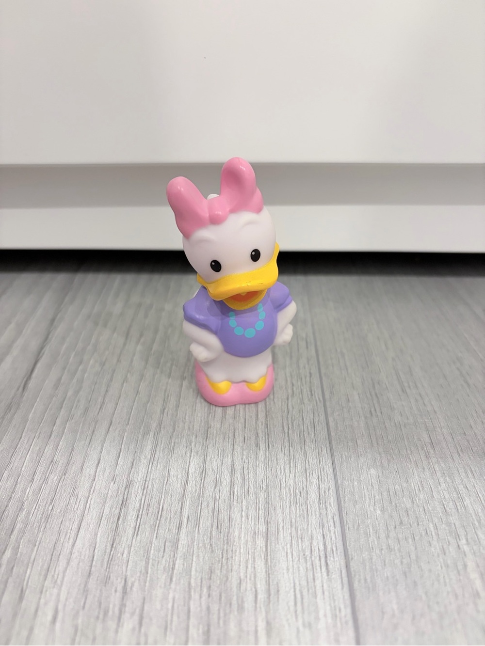 Daisy Duck Figure Little People